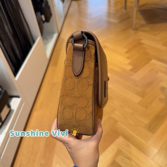 NWT COACH Lucas Crossbody Bag In Signature Suede CCF94 Caramel Sable - Picture 3 of 7